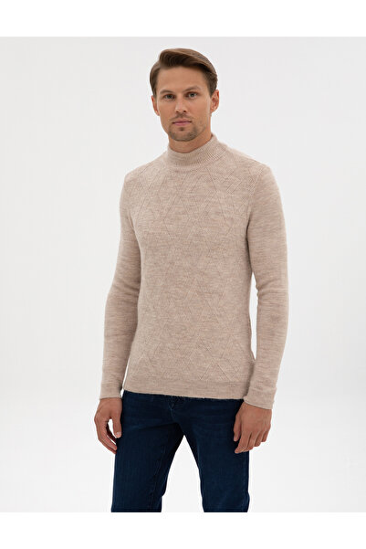 Pierre Cardin سترة تريكو بياقة نصفية ضيقة باللون البيج 50315690-VR011