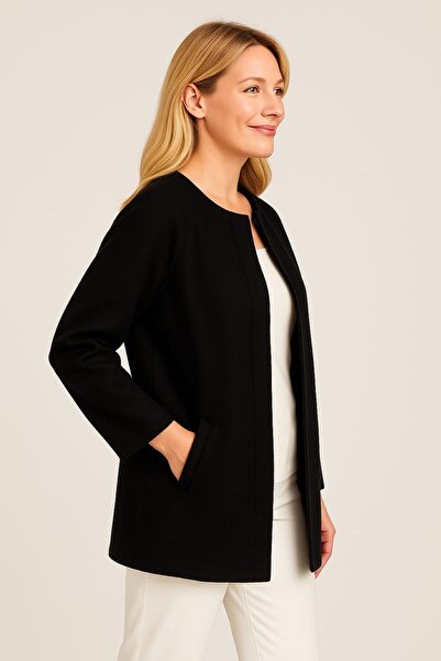 enmodaiçgiyim Black Cashmere Look Zippered Women's Coat – with Pockets, Comfortable Fit, Minimal Design