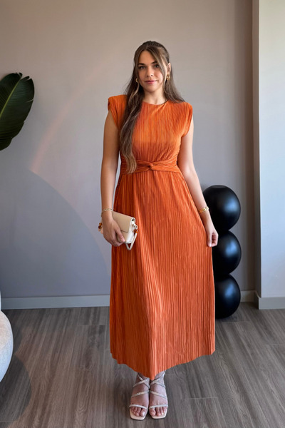Aventien Pleated Orange Midi Dress with Waist Detail