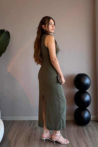 Aventien Sıfır Kol Drapeli Haki Maxi Elbise