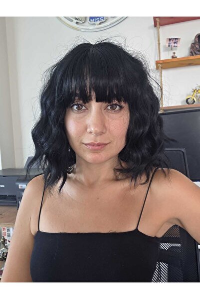 Perukçu Alev SİYAH KISA KAKÜLLÜ SENTETIK PERUK 1012no