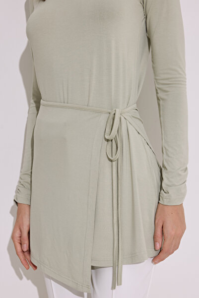 Manuka Drapey Bluse with Tie Detail Pastel Green