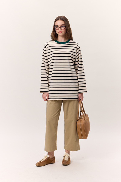 Manuka Gestreiftes Langarm-Oversize-T-Shirt Schwarz