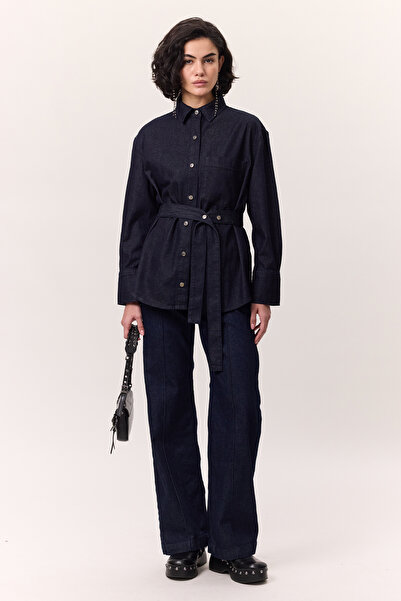 Manuka ДЖИНСОВА СОРОЧКА З ДЕТАЛЯМИ НА ПОПЕРЕДНІЙ ЧАСТИНІ ГЛИБОКОГО СИНЬОГО КОЛЬОРУ
