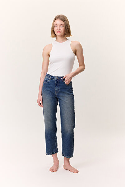 Manuka High Waist Blue Straight Fit Jeans