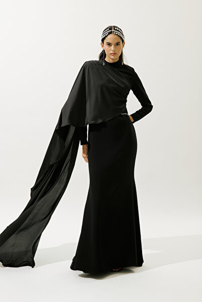 Manuka Rochie de seara LANA CU CAPOTĂ NEGRĂ