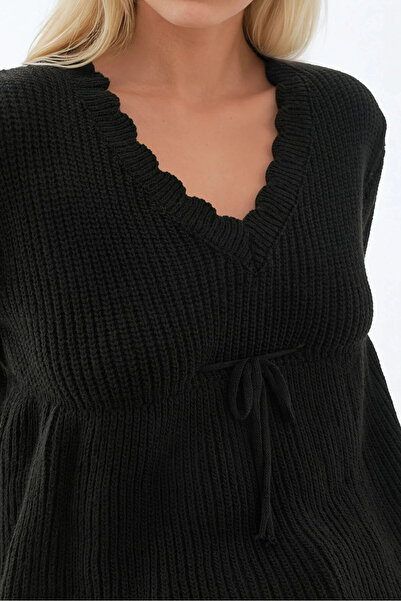 Hiccup Pulover tricotat cu decolteu în V cu detaliu de legare