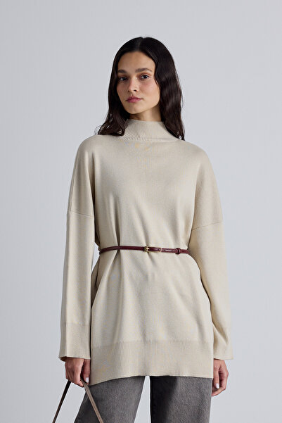 Manuka Burgundy Thin Belt - Rectangular Buckle