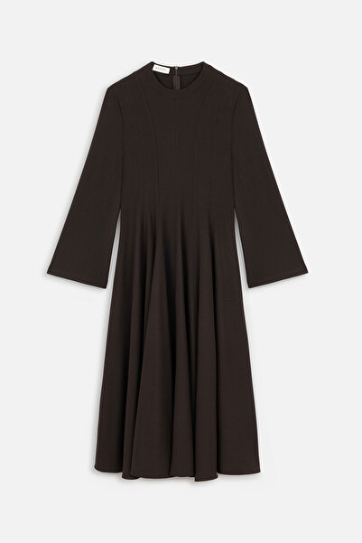 Manuka Bitter Brown Flounce Dress - Fit s Volan