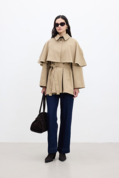 Manuka Cameleon Colored Trench Coat with Cape Detail