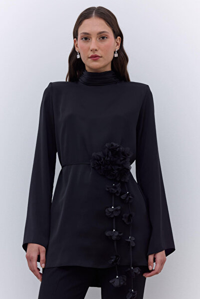 Manuka Black Satin - Wide Sleeve Tunic