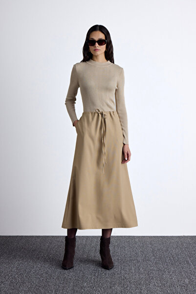 Manuka Cameel Skirt - Adjustable Waist