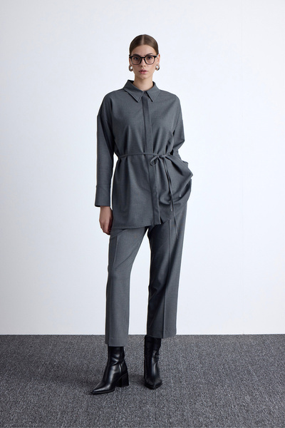 Manuka KLASİK KESİM PİLE DETAYLI PANTOLON GRİ