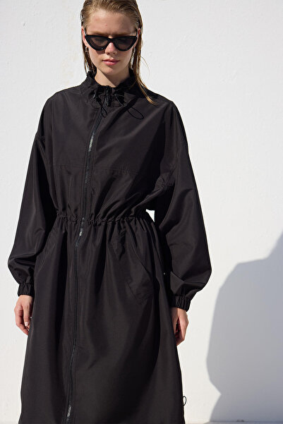 Manuka Schwarzer, übergroßer, langer Badeanzug