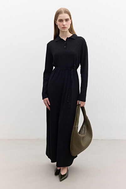 Manuka Black Knitwear Dress - Collared Design