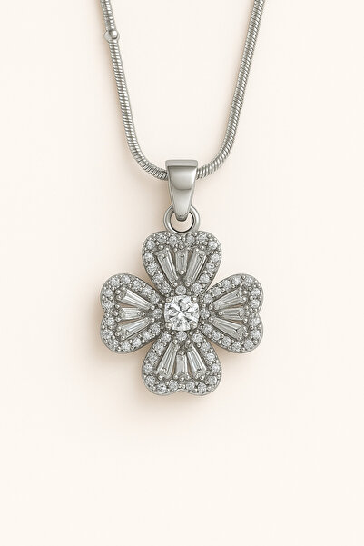 PİRLENTO قلادة نسائية من الفولاذ على شكل قلب برسيم رباعي الأوراق دوّار مع حجر الزركون