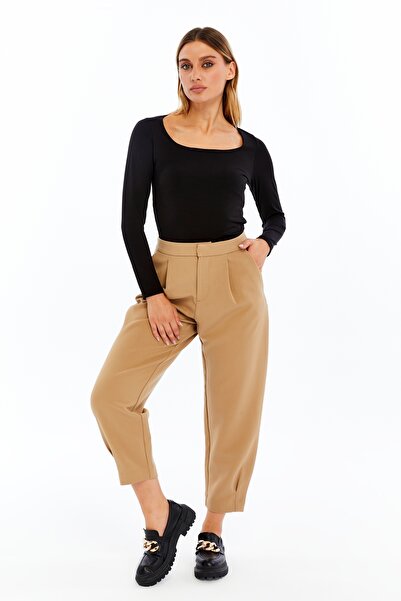 VERANOYA Square Neck Long Sleeve Blouse with Chest Pad Detail Black