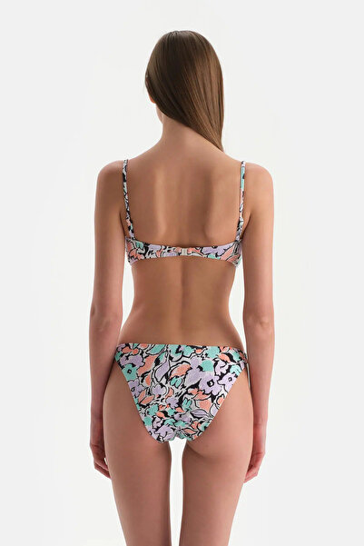 Dagi Ekru-Lila Üçgen Geniş Bikini Üst