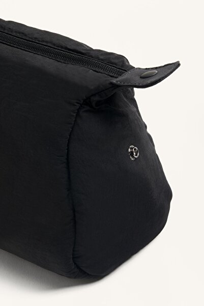 Oysho Nylon toiletry bag