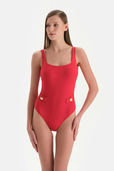 Dagi Kırmızı Kare Yaka Mayo