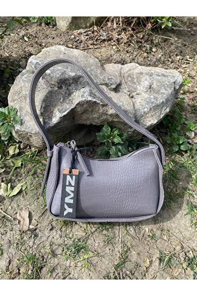YMZBAG حقيبة باغيت نسائية منقوشة بنقشة التمساح باللون الرمادي الفاتح