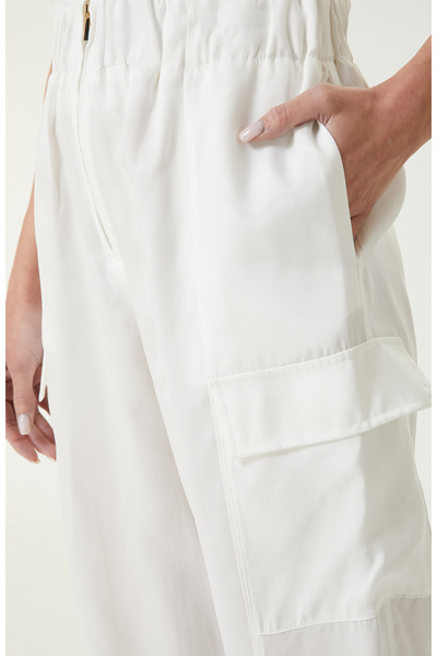 Network Beyaz Kargo Cepli Pantolon