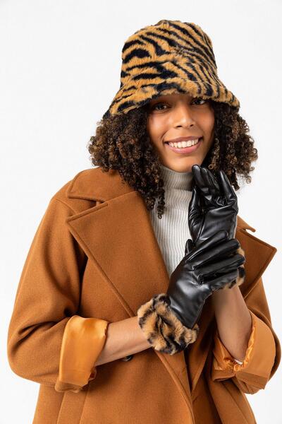 FELLMENS Black Zebra Detailed Leather Women's Gloves