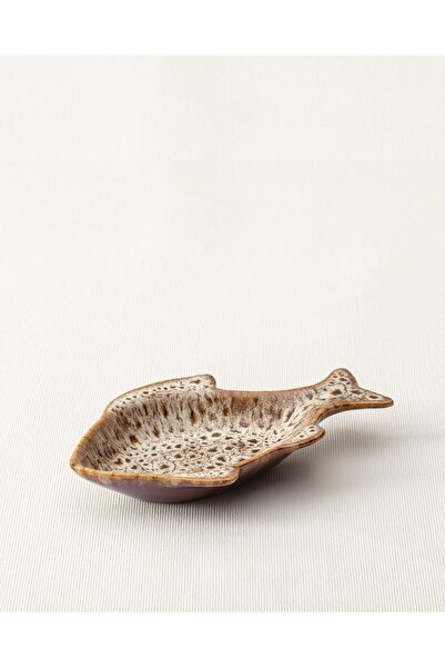 Madame Coco Gabrielle Plate