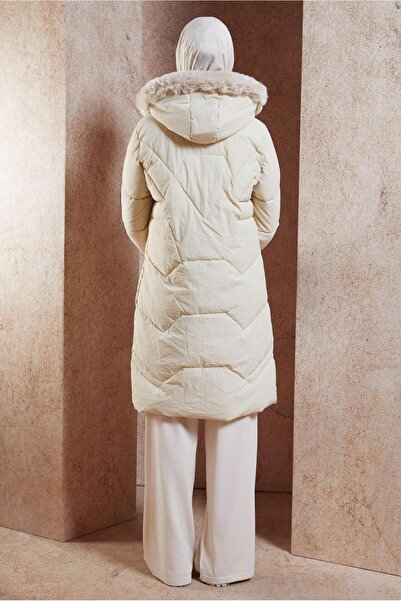 Alvina Hooded 90519 Model Coat