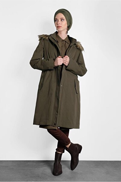 Alvina 9779 Μοντέλο Parka με κουκούλα και συγκεντρωμένη μέση