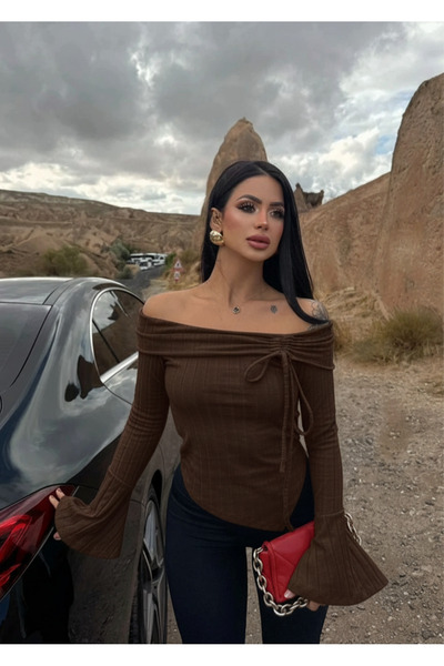 albaroda Γυναικεία καφέ χοντρή μπλούζα κοτλέ Madonna Collar λεπτομέρεια με σούρες