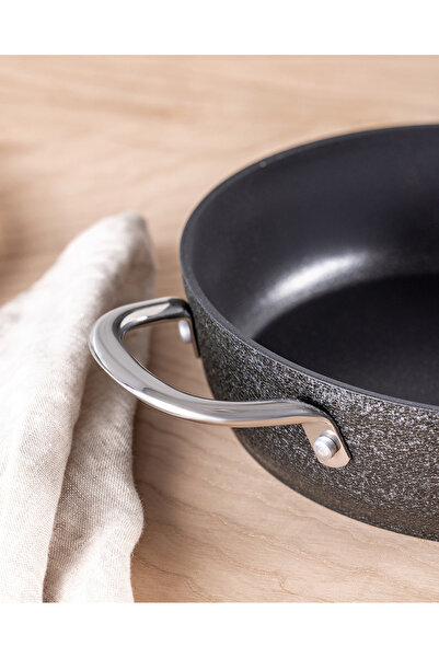 Madame Coco Noir Titanyum Kısa Tencere - Siyah - 24 cm