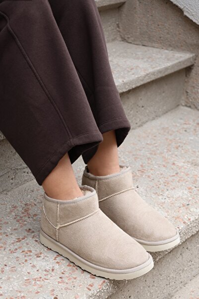 Shoeberry Kadın Upps Bej İçi Tüylü Kısa Süet Düz Bot