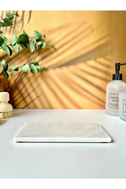 Amentes Marble Stand | Oil Pot Base | Presentation