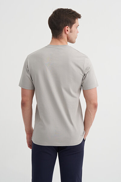 Cazador Βαμβακερό μονόχρωμο μπλουζάκι με λαιμόκοψη κανονική εφαρμογή