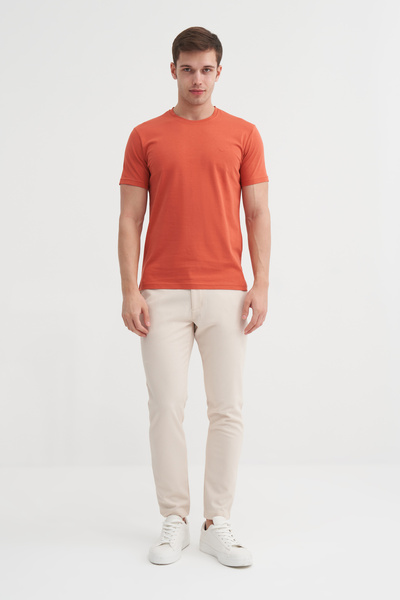 Cazador Βαμβακερό απλό μπλουζάκι με λεπτή εφαρμογή με λαιμόκοψη