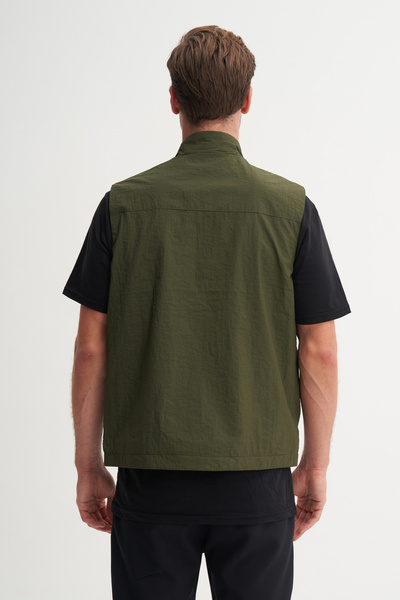 Cazador Regular Fit Spring Crinkle Fabric Vest