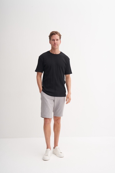 Cazador Μπλουζάκι με λεπτή εφαρμογή με λαιμόκοψη με ίσιο σχήμα