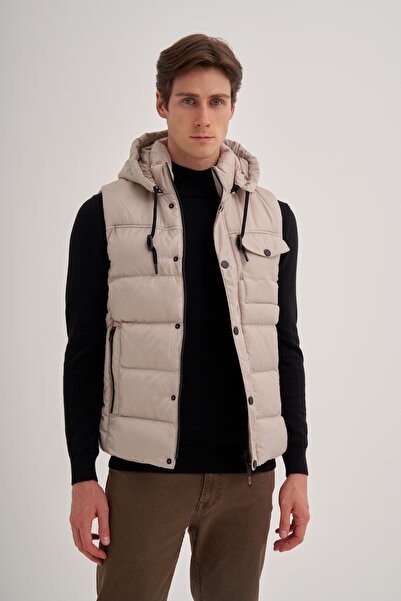 Cazador Shadow Slim Fit Fiber Filled Micro Fabric Vest