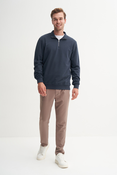 Cazador Регулярний крій, прямий комір, сезонний, 3 нитки, світшот