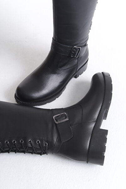 Solo Bag Hakiki Deri Siyah Arkadan Bağcık Detaylı Tokalı Siyah Şık Tarz Çizme