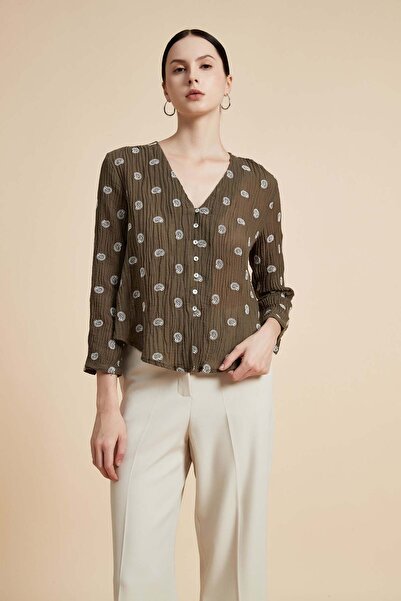 Yola Printed V-Neck Top