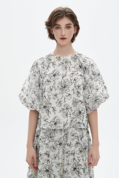 Nichii Floral Half Sleeve Blouse with Round Neck