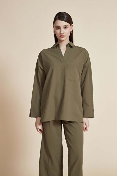 Yola بلوزة سادة بطول الخصر وأكمام واسعة