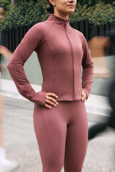 Oysho Light warm technical jacket