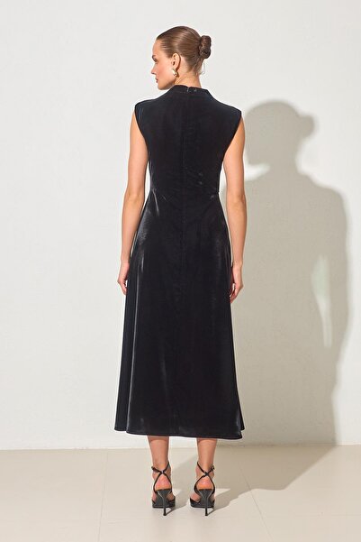 Setre Чорна сукня з безрукавним коміром, з деталями на талії, з оксамиту