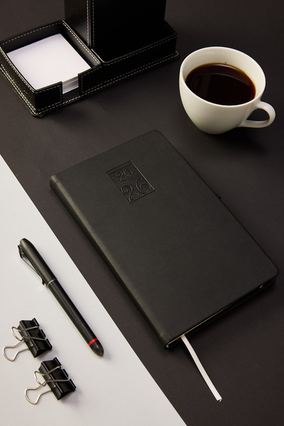 locko Kişiye Özel Hediyelik Cilt 2026 Düz Sert Kapak Siyah Deri Ajanda