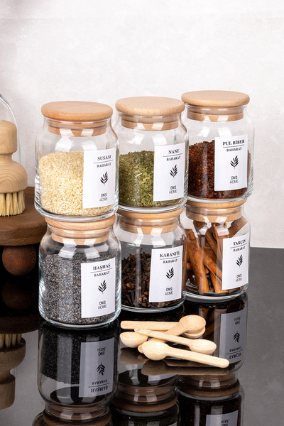 dnshome طقم توابل زجاجي مكون من 6 قطع مع 6 ملاعق توابل وأغطية خشبية مفرغة اله...