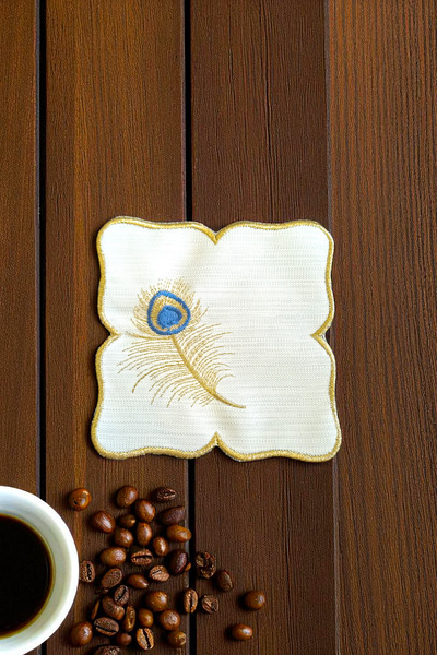 NAKIŞHAN Set de 6 șervețele de prezentare pentru cafea, brodate special, din in, cu design de păun, șervețele pentru cocktail de cafea - Albastru/Auriu