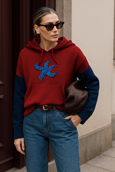 GZ Design Mavi Işlemeli Kolları Örgü Detaylı Bordo Triko Kapüşonlu Sweatshirt
